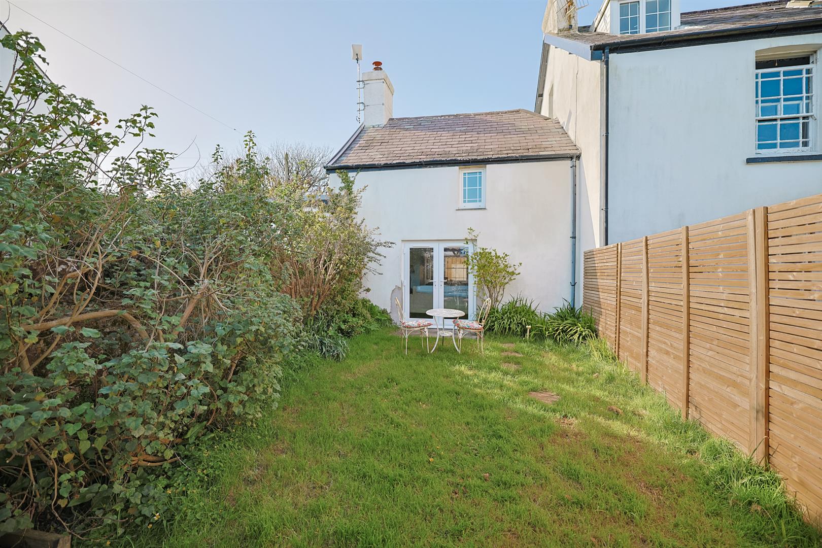Milan House & Cottage, Overton Lane, Port Eynon, Swansea, SA3 1NR